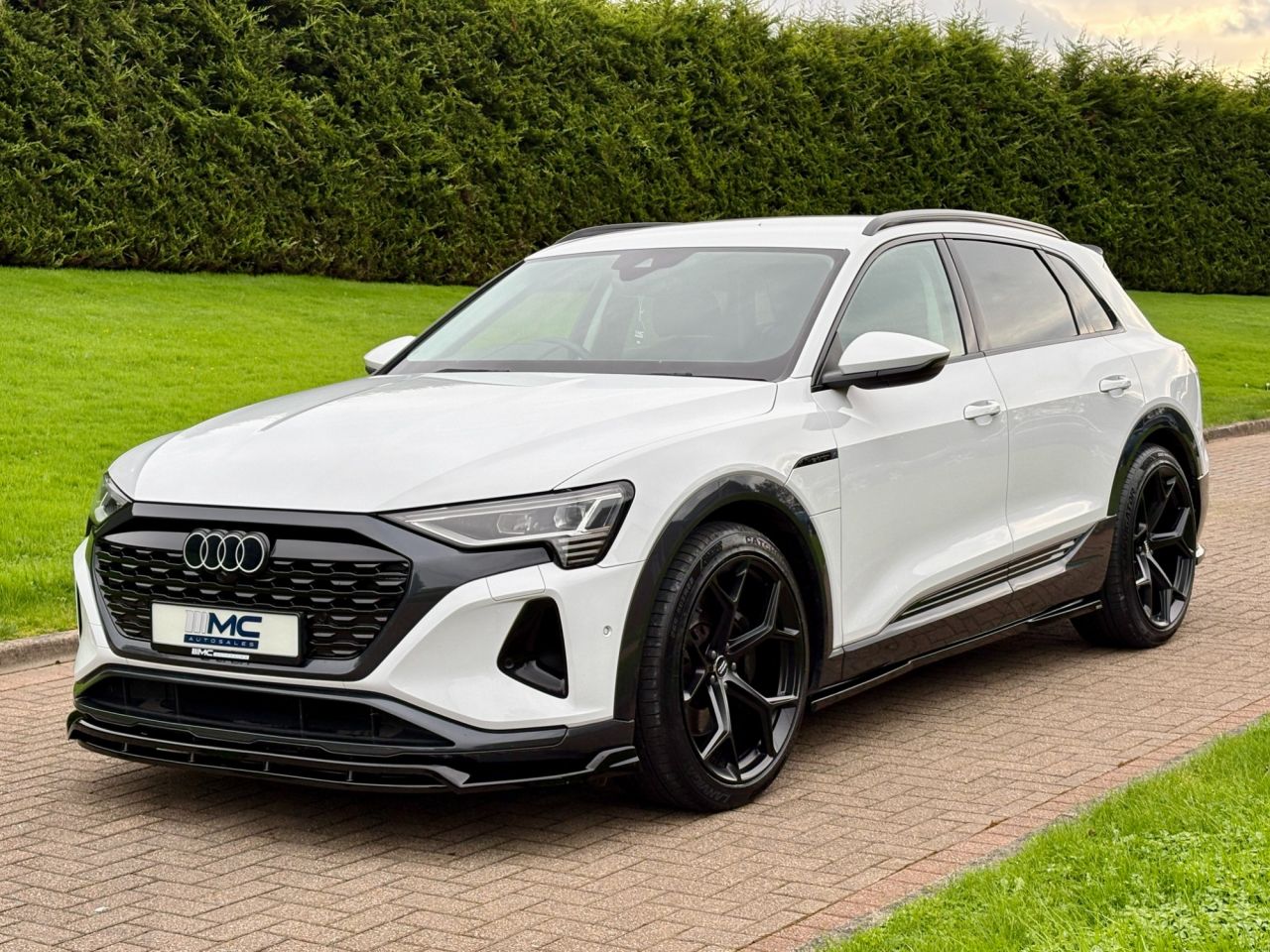 2023 AUDI Q8 E-TRON 50 Sport SUV 5dr Electric Auto quattro 95kWh (11kW Charger) (340 ps) - vehicle photo 2 for sale on PureCar