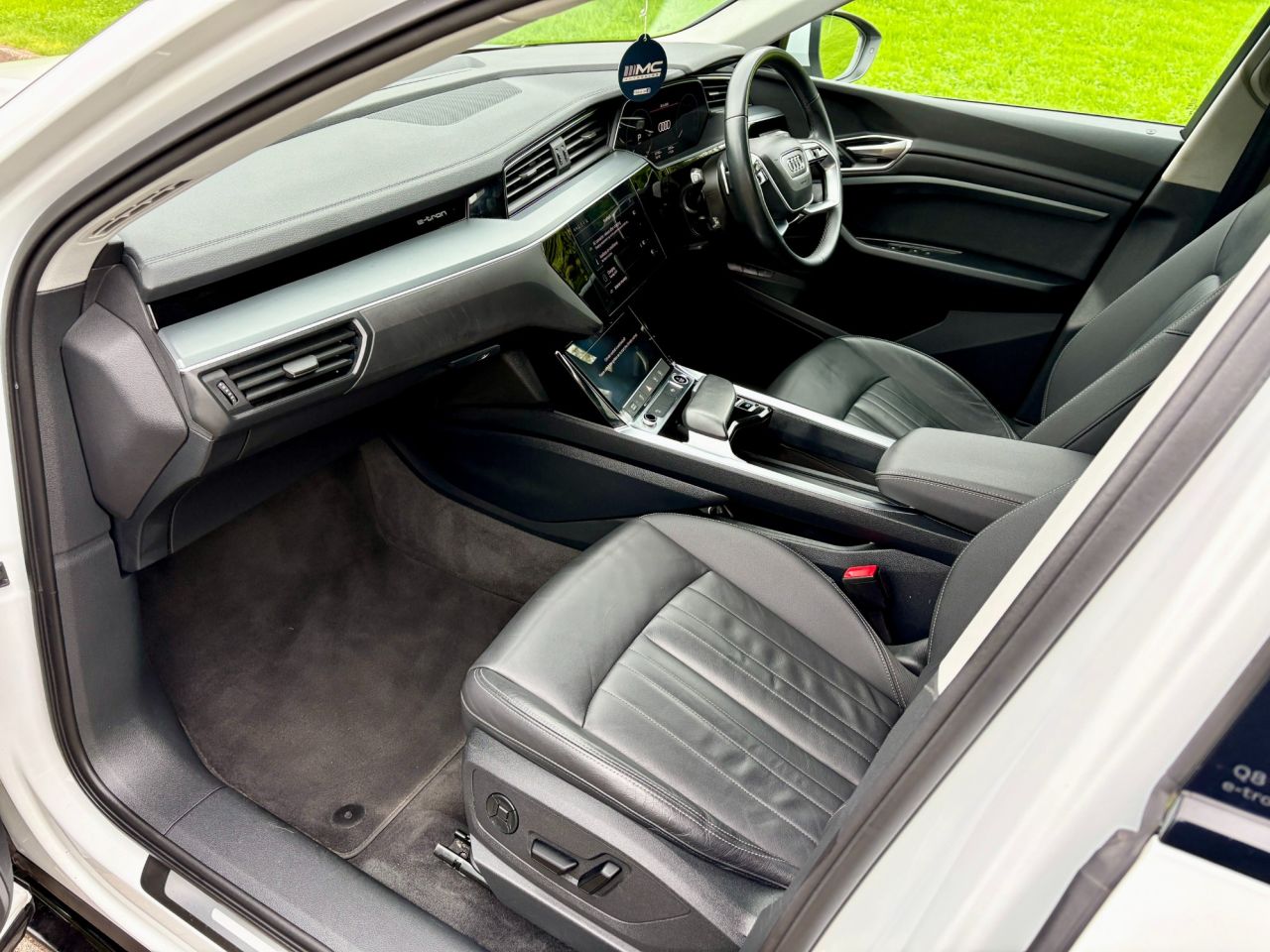 2023 AUDI Q8 E-TRON 50 Sport SUV 5dr Electric Auto quattro 95kWh (11kW Charger) (340 ps) - vehicle photo 11 for sale on PureCar