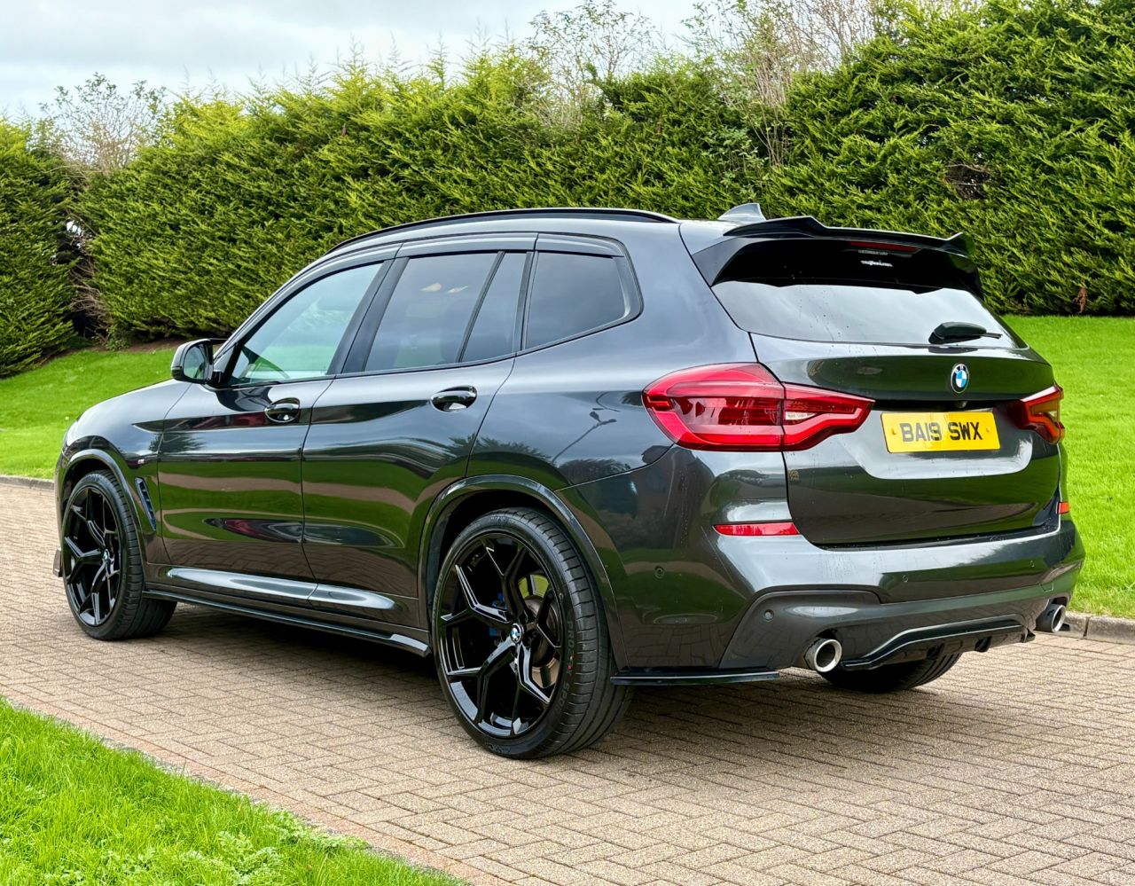 2019 BMW X3 June 2019 BMW X3 20d M-Sport Step Auto in Sophisto Grey. Full Service History & MOT'd to Spetember 2027. Loaded with spec including Full Dakota Leather Interior, Parking Aid, Navigation System, LED Lights, Cruise Control, Multifunctional Steering Wheel, Dual Climate Control, Privacy Glass, Aero Styling Kit, Bluetooth, DAB Radio etc. Fitted with Brand New 22" Alloys & Tyres (Optional Extra £1295) FINANCE AVAILABLE AT KEEN RATES!! Viewing by Appointment Only Please. FINANCE AVAILABLE AT KEEN RATES!! Viewing by Appointment - vehicle photo 4 for sale on PureCar