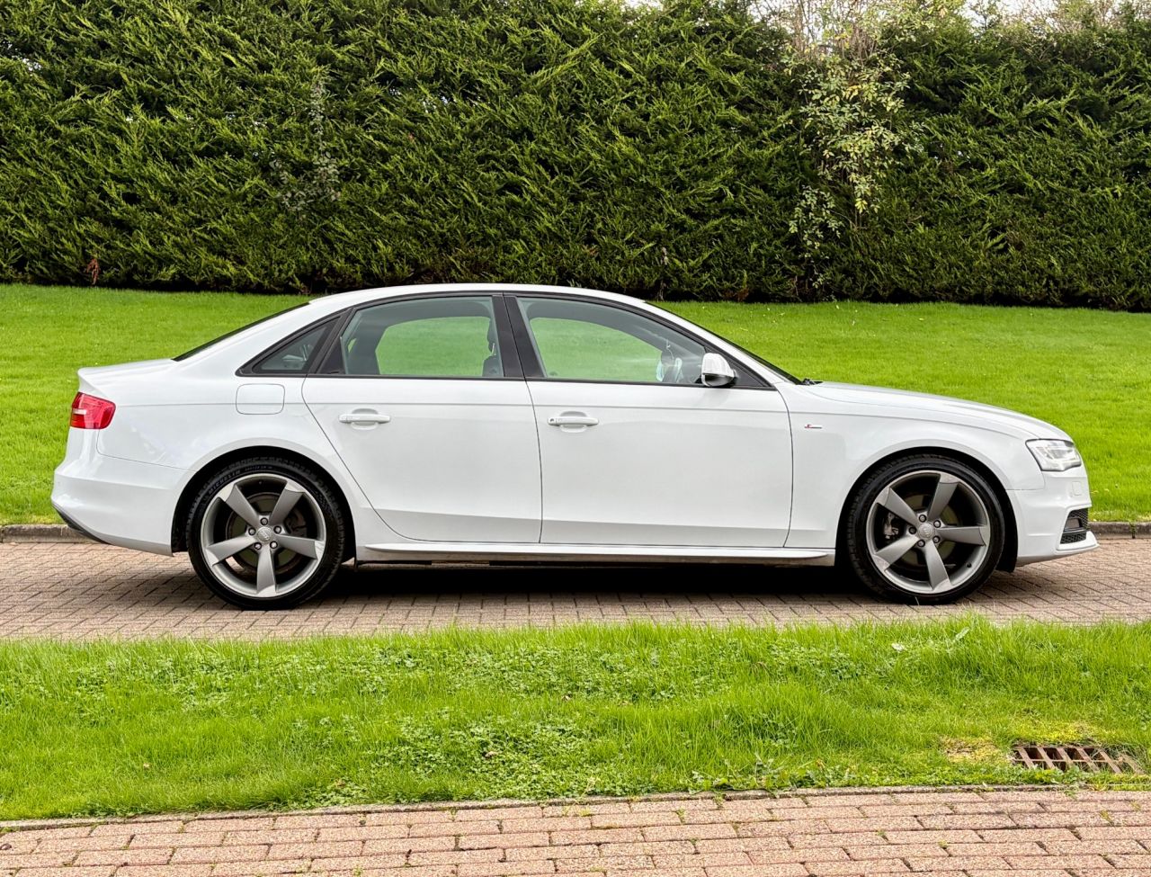 2014 AUDI A4 2.0 TDI Black Edition Saloon 4dr Diesel Manual quattro Euro 5 (s/s) (177 ps - vehicle photo 7 for sale on PureCar