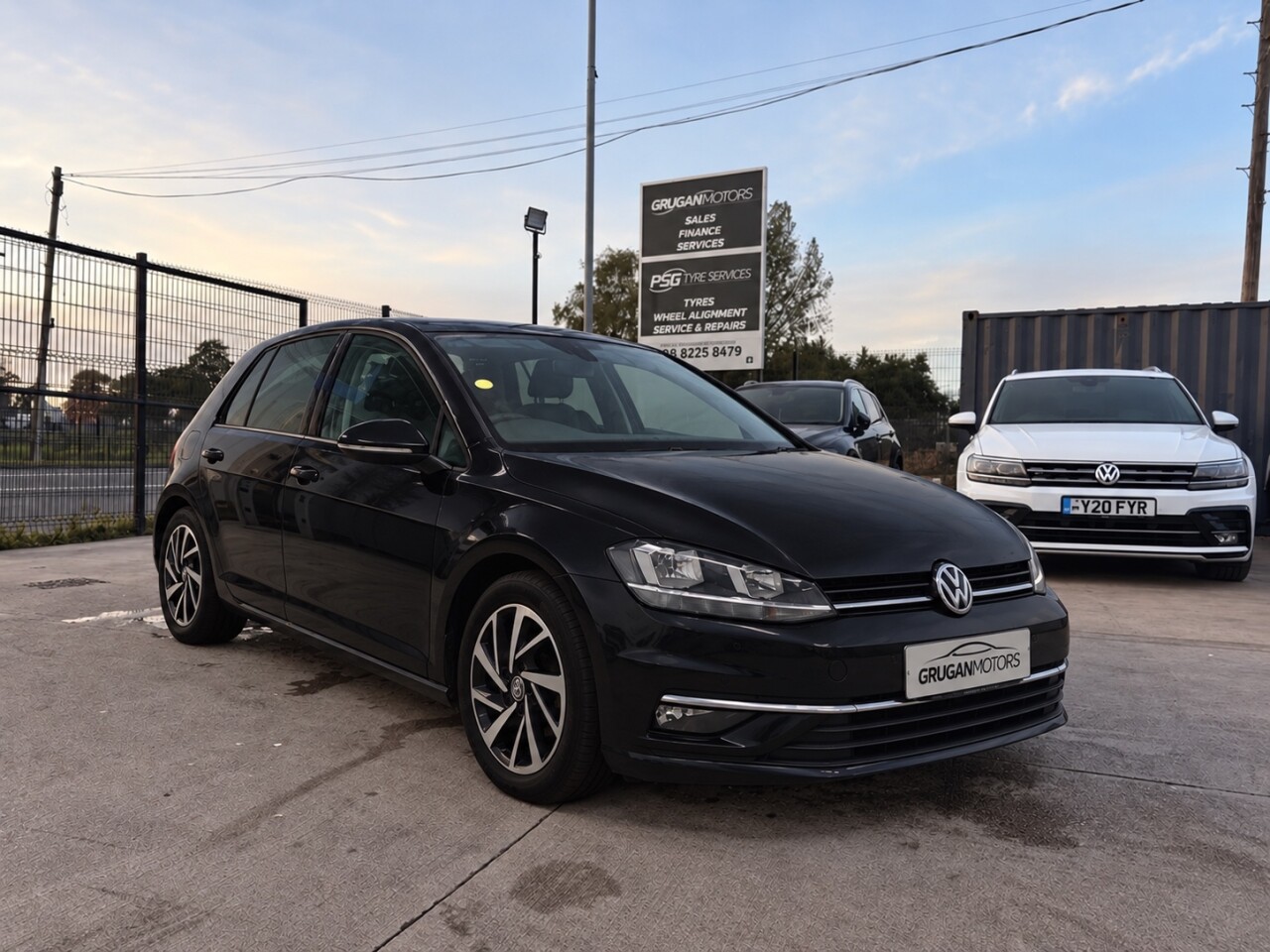 VOLKSWAGEN GOLF 2019