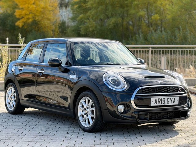 2019 MINI Hatch