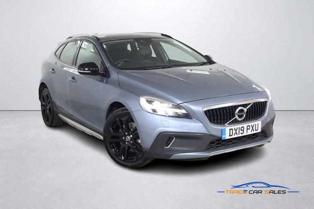 2019 Volvo V40