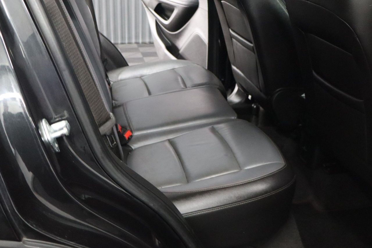 2015 VAUXHALL MOKKA 1.7 CDTi SE SUV 5dr Diesel Manual 2WD Euro 5 (s/s) (130 ps) LOW ROAD TAX / - vehicle photo 24 for sale on PureCar