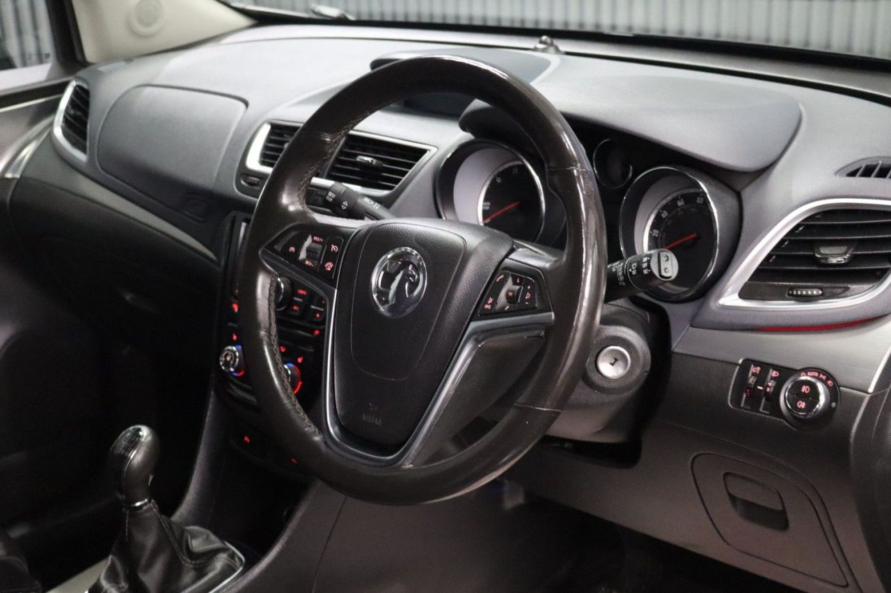 2015 VAUXHALL MOKKA 1.7 CDTi SE SUV 5dr Diesel Manual 2WD Euro 5 (s/s) (130 ps) LOW ROAD TAX / - vehicle photo 28 for sale on PureCar