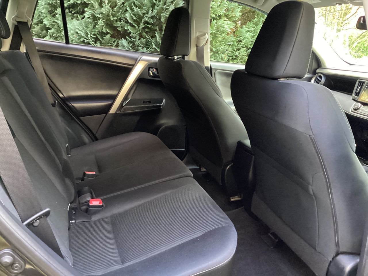 2014 TOYOTA RAV4 2.0 D-4D Icon SUV 5dr Diesel Manual 2WD Euro 5 (s/s) (124 ps) - vehicle photo 15 for sale on PureCar