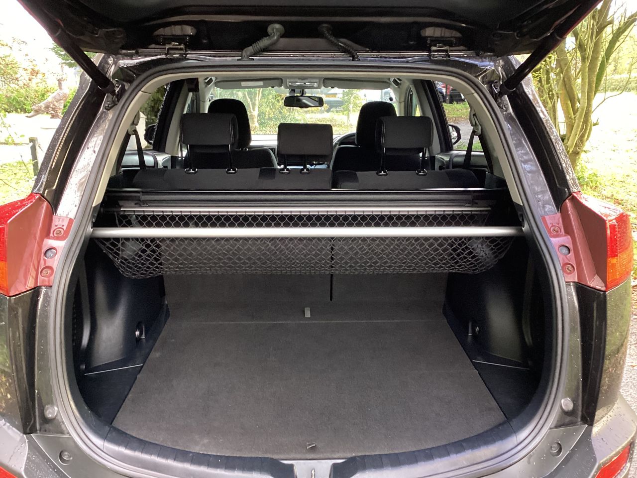2014 TOYOTA RAV4 2.0 D-4D Icon SUV 5dr Diesel Manual 2WD Euro 5 (s/s) (124 ps) - vehicle photo 16 for sale on PureCar