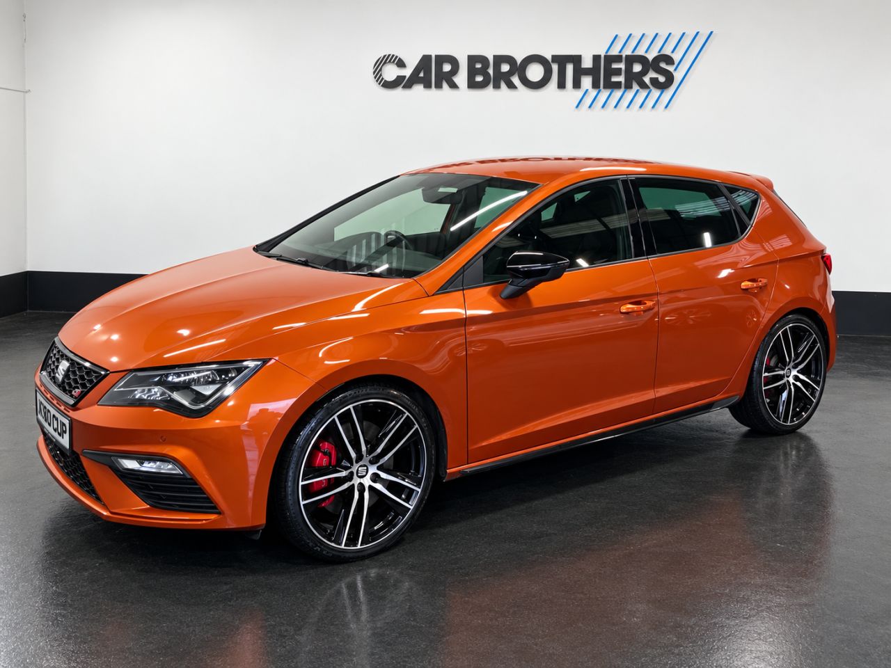 2018 SEAT LEON 2.0 TSI Cupra 300 Hatchback 5dr Petrol DSG Euro 6 (s/s) (300 ps) - vehicle photo 4 for sale on PureCar