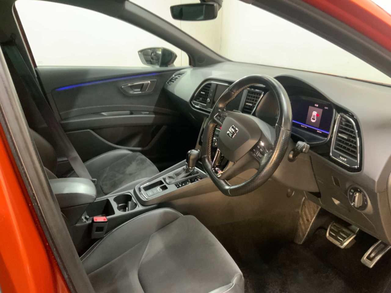 2018 SEAT LEON 2.0 TSI Cupra 300 Hatchback 5dr Petrol DSG Euro 6 (s/s) (300 ps) - vehicle photo 13 for sale on PureCar