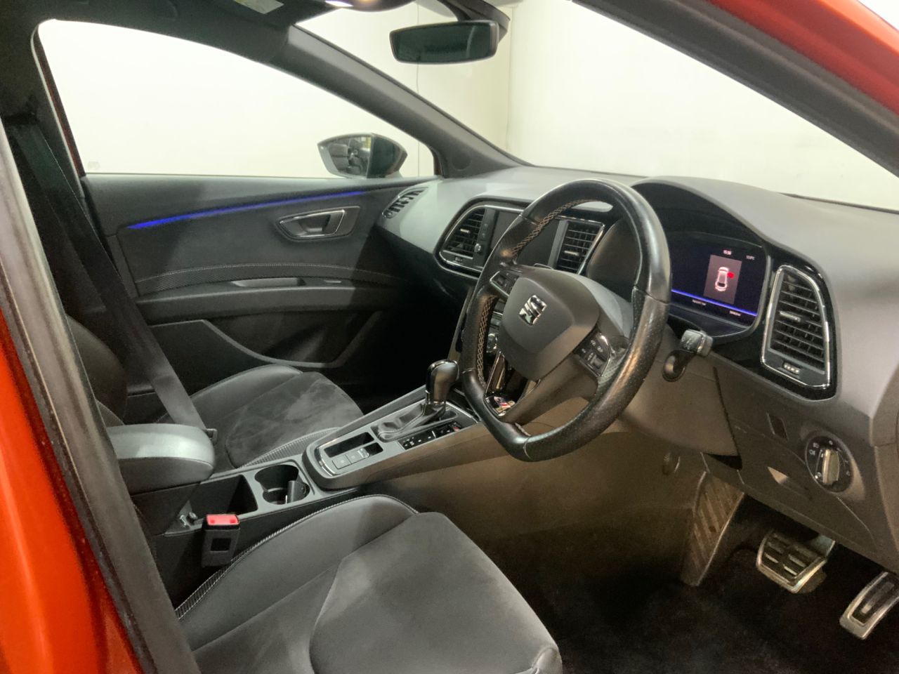 2018 SEAT LEON 2.0 TSI Cupra 300 Hatchback 5dr Petrol DSG Euro 6 (s/s) (300 ps) - vehicle photo 14 for sale on PureCar