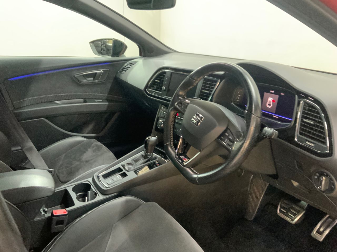 2018 SEAT LEON 2.0 TSI Cupra 300 Hatchback 5dr Petrol DSG Euro 6 (s/s) (300 ps) - vehicle photo 17 for sale on PureCar