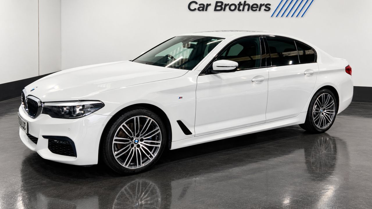 2021 BMW 5 SERIES 2.0 520i GPF M Sport Saloon 4dr Petrol Auto Euro 6 (s/s) (184 ps) - vehicle photo 4 for sale on PureCar