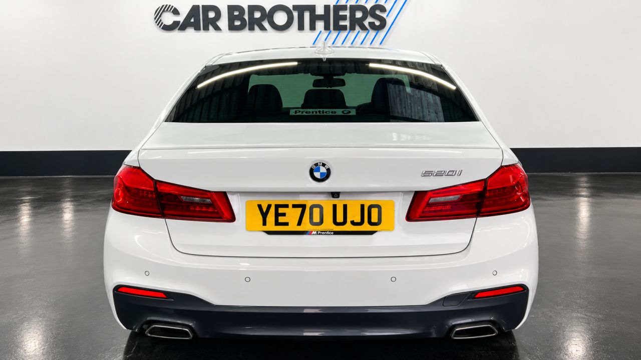 2021 BMW 5 SERIES 2.0 520i GPF M Sport Saloon 4dr Petrol Auto Euro 6 (s/s) (184 ps) - vehicle photo 9 for sale on PureCar