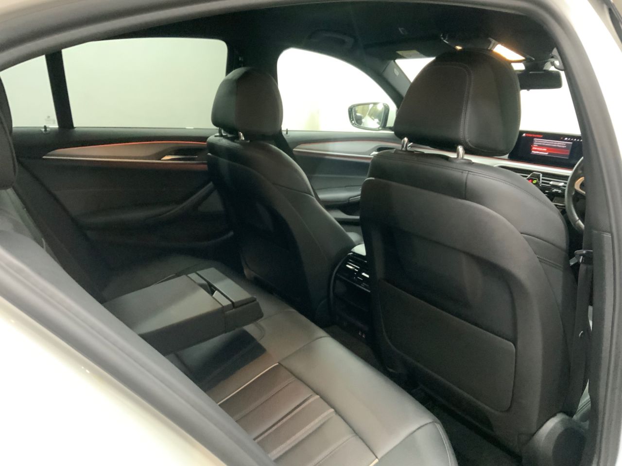 2021 BMW 5 SERIES 2.0 520i GPF M Sport Saloon 4dr Petrol Auto Euro 6 (s/s) (184 ps) - vehicle photo 20 for sale on PureCar