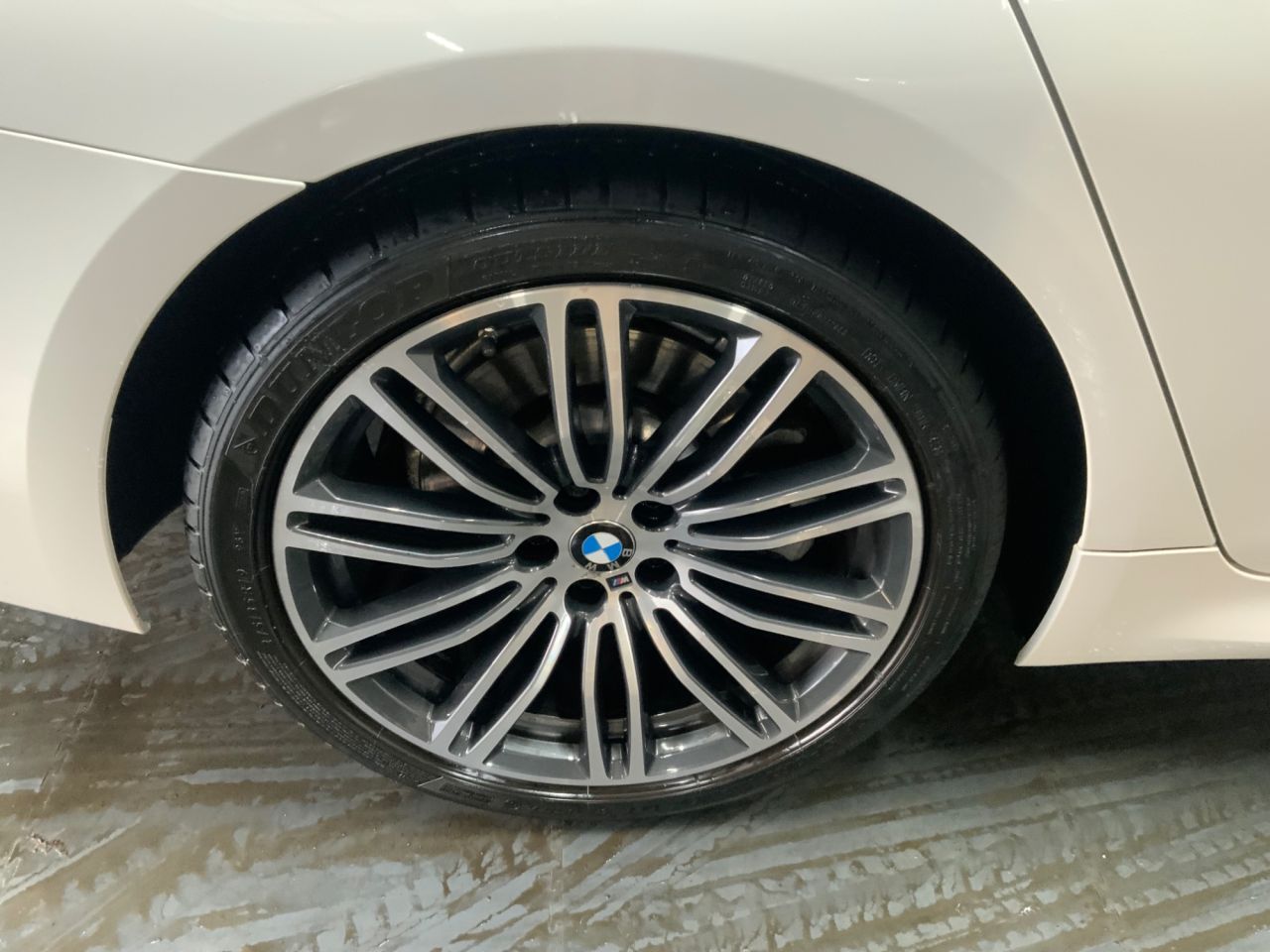 2021 BMW 5 SERIES 2.0 520i GPF M Sport Saloon 4dr Petrol Auto Euro 6 (s/s) (184 ps) - vehicle photo 23 for sale on PureCar
