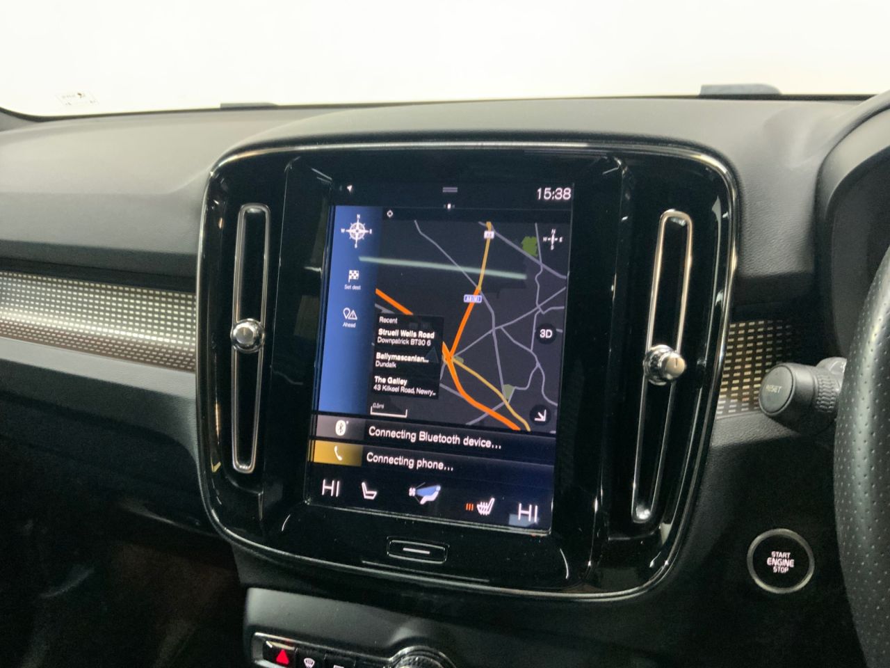 2020 VOLVO XC40 2.0 D4 R-Design Pro SUV 5dr Diesel Auto AWD Euro 6 (s/s) (190 ps) - vehicle photo 18 for sale on PureCar