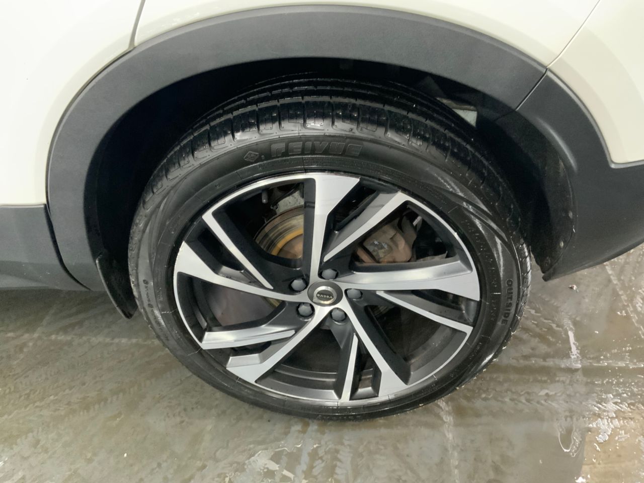 2020 VOLVO XC40 2.0 D4 R-Design Pro SUV 5dr Diesel Auto AWD Euro 6 (s/s) (190 ps) - vehicle photo 23 for sale on PureCar