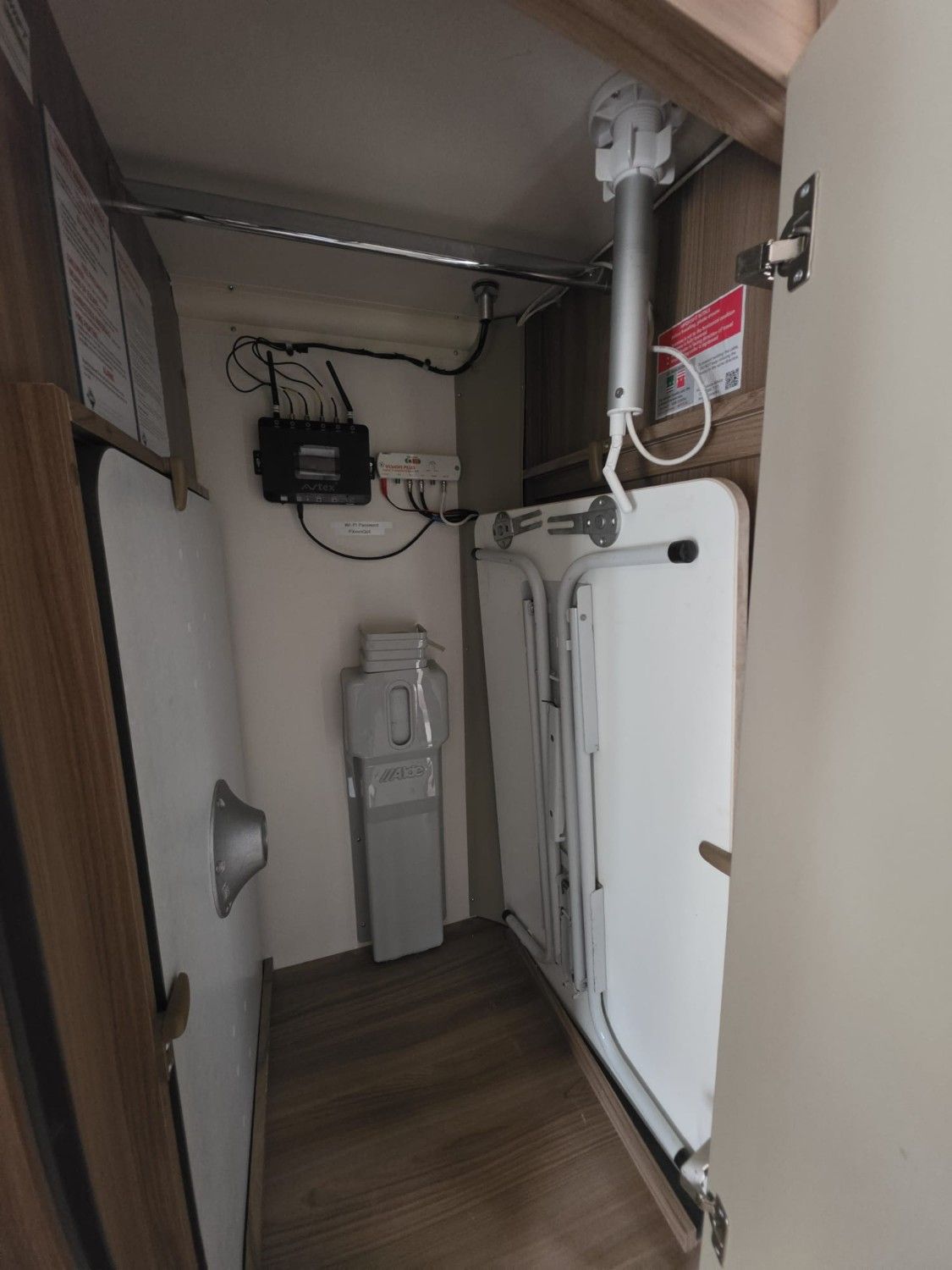 2018 FIAT DUCATO 2.3l 129 BHP Motorhome | Ready to Explore - vehicle photo 17 for sale on PureCar