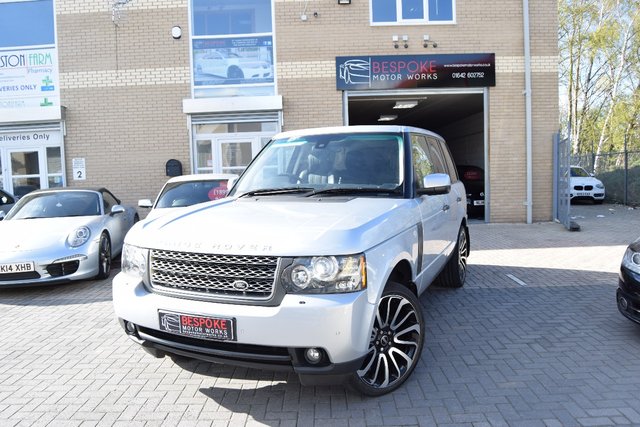 2010 10 Land Rover Range Rover 3.6 TDV8 VOGUE 5d AUTO 271 BHP