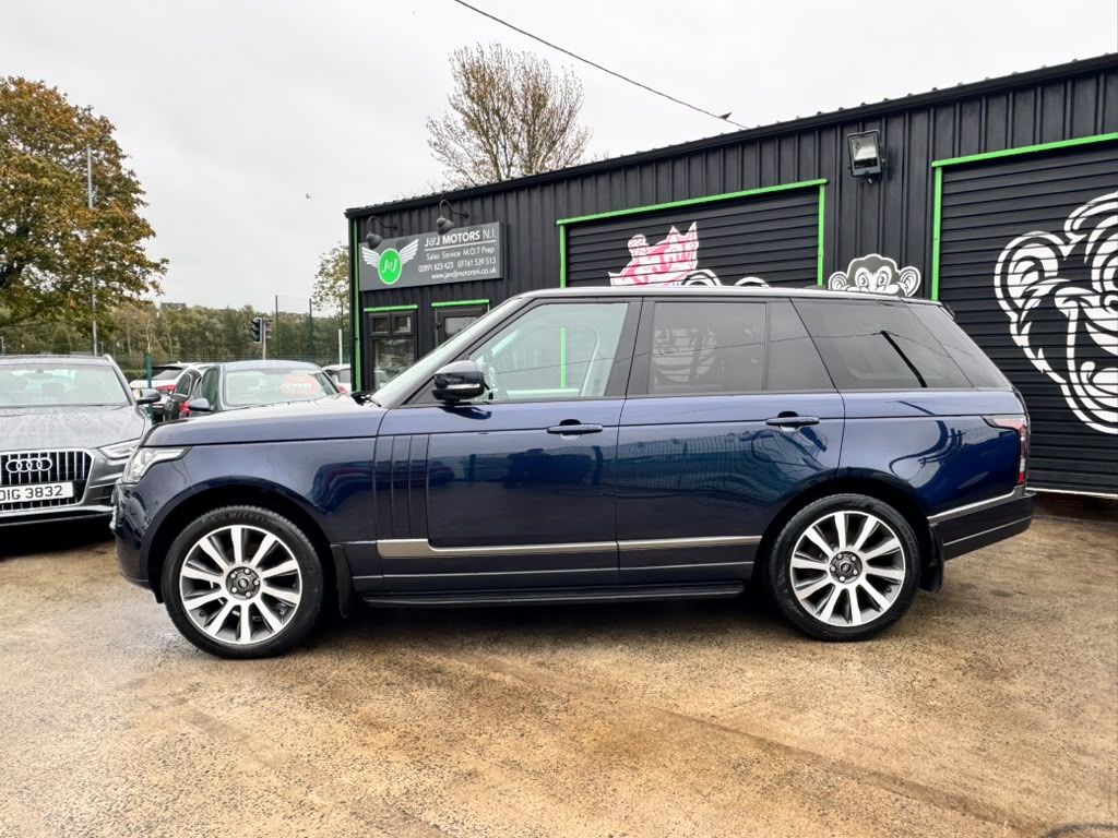 2017 LAND ROVER RANGE ROVER 3.0 TD V6 Vogue SUV 5dr Diesel Auto 4WD Euro 6 (s/s) (258 ps) - vehicle photo 2 for sale on PureCar
