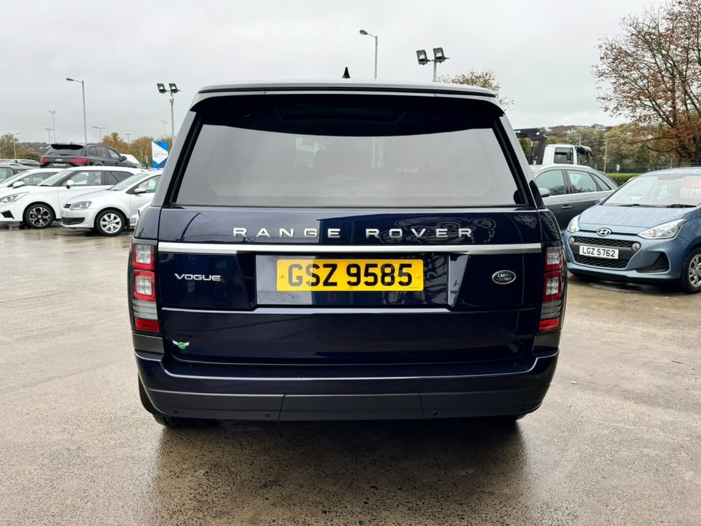 2017 LAND ROVER RANGE ROVER 3.0 TD V6 Vogue SUV 5dr Diesel Auto 4WD Euro 6 (s/s) (258 ps) - vehicle photo 4 for sale on PureCar