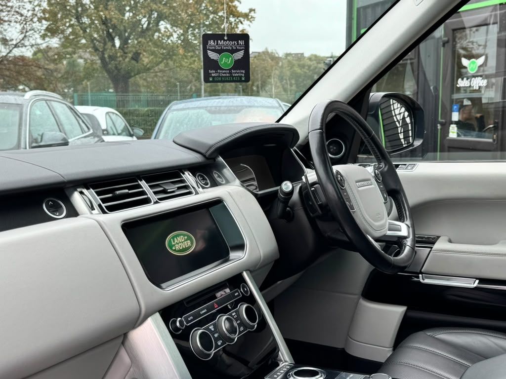 2017 LAND ROVER RANGE ROVER 3.0 TD V6 Vogue SUV 5dr Diesel Auto 4WD Euro 6 (s/s) (258 ps) - vehicle photo 10 for sale on PureCar