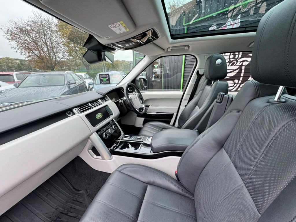 2017 LAND ROVER RANGE ROVER 3.0 TD V6 Vogue SUV 5dr Diesel Auto 4WD Euro 6 (s/s) (258 ps) - vehicle photo 11 for sale on PureCar