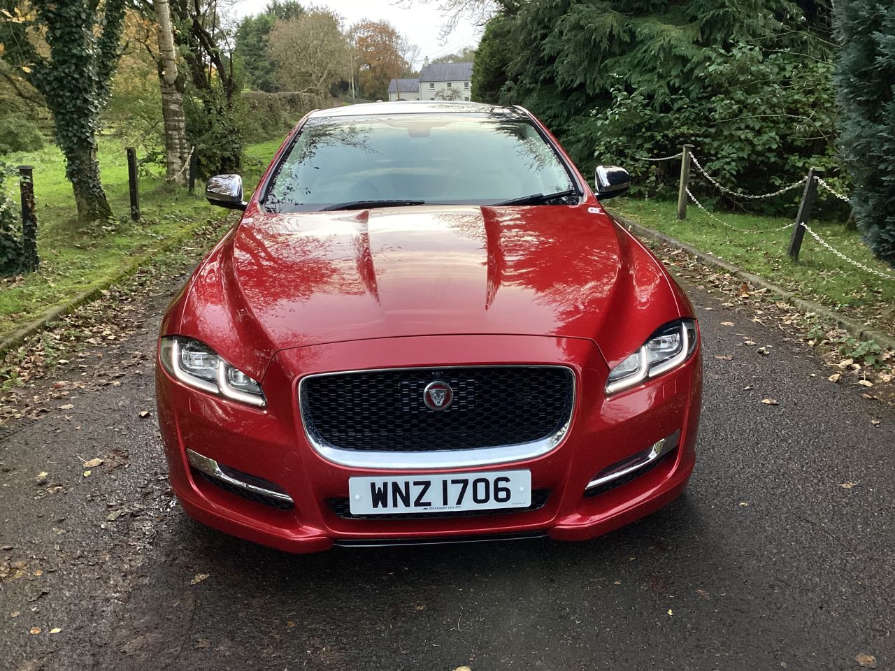 2016 JAGUAR XJ 3.0d V6 R-Sport Saloon 4dr Diesel Auto Euro 6 (s/s) (300 ps) - vehicle photo 5 for sale on PureCar