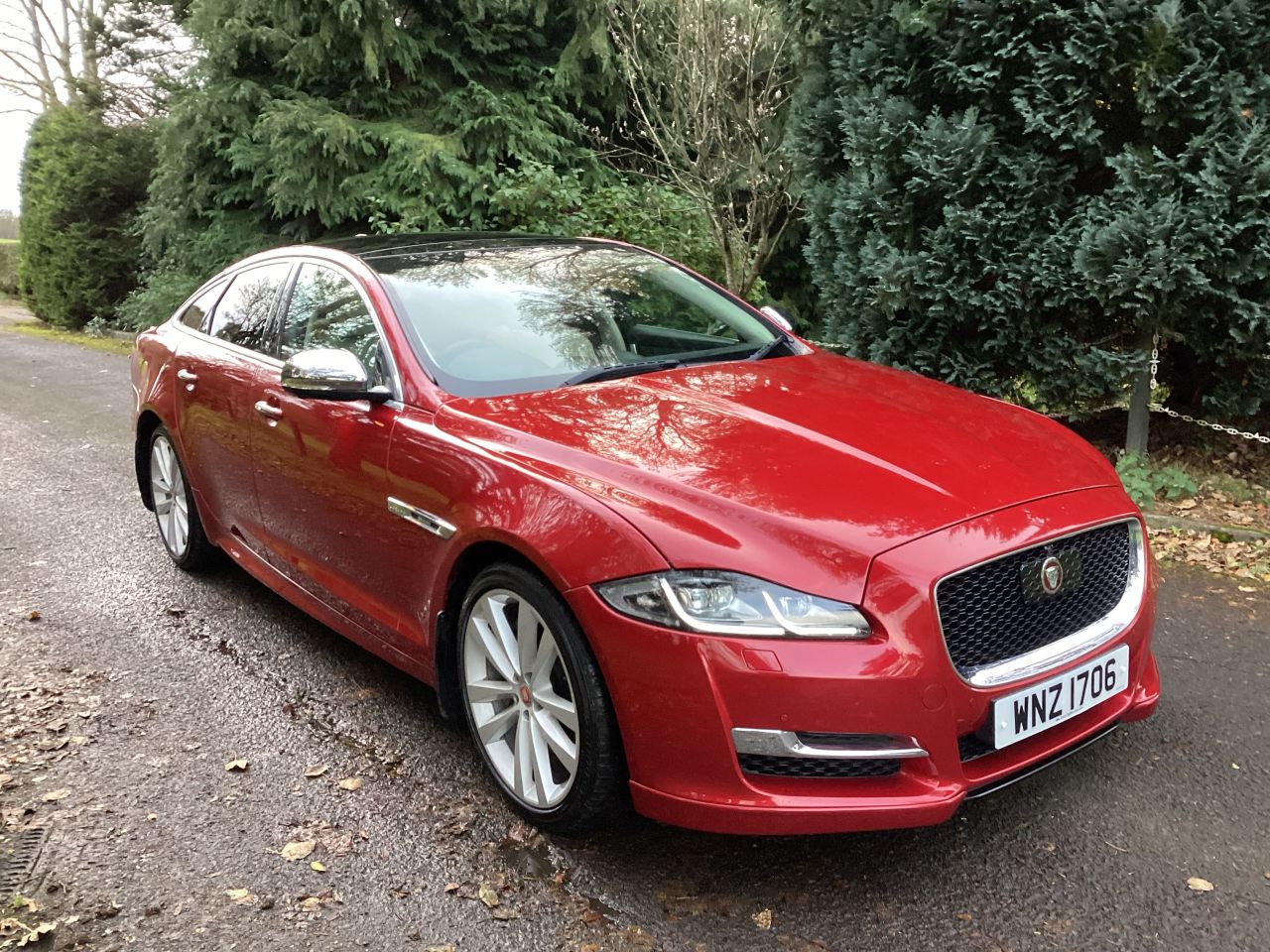 2016 JAGUAR XJ 3.0d V6 R-Sport Saloon 4dr Diesel Auto Euro 6 (s/s) (300 ps) - vehicle photo 7 for sale on PureCar