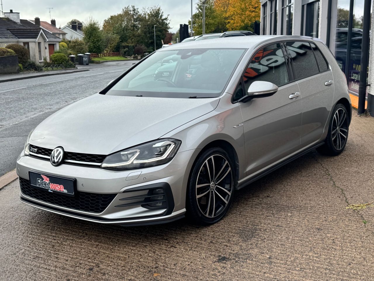 2019 VOLKSWAGEN GOLF 2.0 TDI GTD Hatchback 5dr Diesel DSG Euro 6 (s/s) (184 ps) - vehicle photo 3 for sale on PureCar