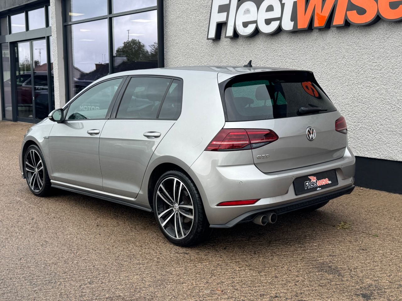 2019 VOLKSWAGEN GOLF 2.0 TDI GTD Hatchback 5dr Diesel DSG Euro 6 (s/s) (184 ps) - vehicle photo 6 for sale on PureCar