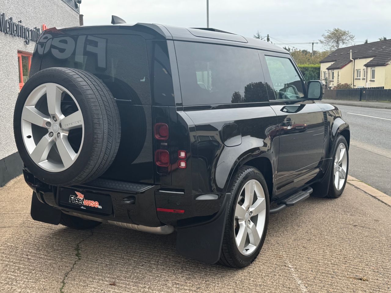 2024 LAND ROVER DEFENDER 90 3.0 D250 MHEV X-Dynamic HSE SUV 3dr Diesel Auto 4WD Euro 6 (s/s) (250 ps) - vehicle photo 4 for sale on PureCar