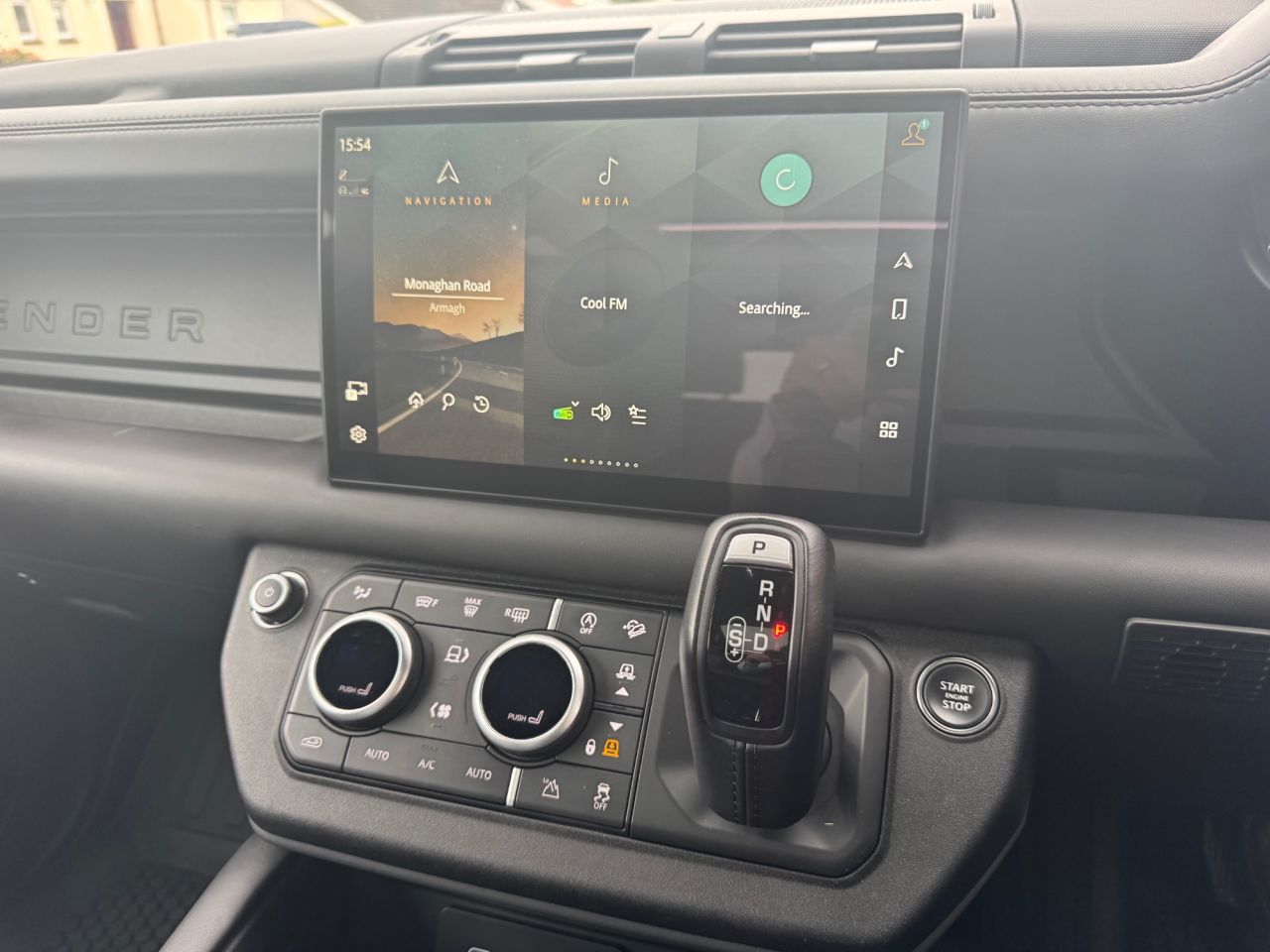 2024 LAND ROVER DEFENDER 90 3.0 D250 MHEV X-Dynamic HSE SUV 3dr Diesel Auto 4WD Euro 6 (s/s) (250 ps) - vehicle photo 14 for sale on PureCar