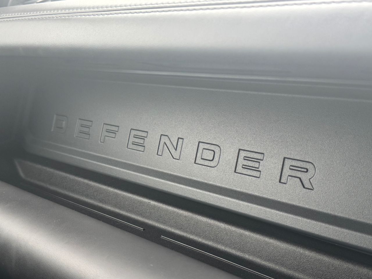 2024 LAND ROVER DEFENDER 90 3.0 D250 MHEV X-Dynamic HSE SUV 3dr Diesel Auto 4WD Euro 6 (s/s) (250 ps) - vehicle photo 17 for sale on PureCar
