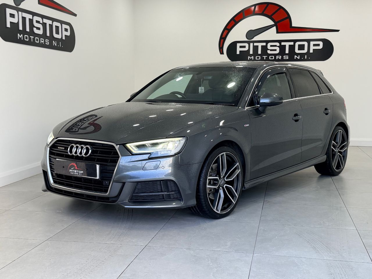 2016 AUDI A3 2.0 TDI S line Sportback 5dr Diesel S Tronic Auto 6Spd quattro Euro 6 (s/s) - vehicle photo 2 for sale on PureCar