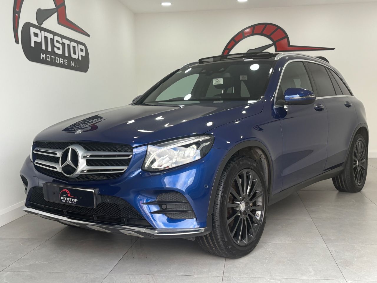 2017 MERCEDES GLC 2.1 GLC250d AMG Line (Premium Plus) SUV 5dr Diesel G-Tronic 4MATIC Euro 6 ( - vehicle photo 2 for sale on PureCar