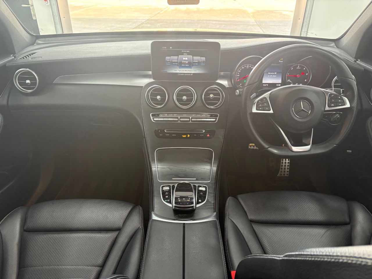 2017 MERCEDES GLC 2.1 GLC250d AMG Line (Premium Plus) SUV 5dr Diesel G-Tronic 4MATIC Euro 6 ( - vehicle photo 27 for sale on PureCar