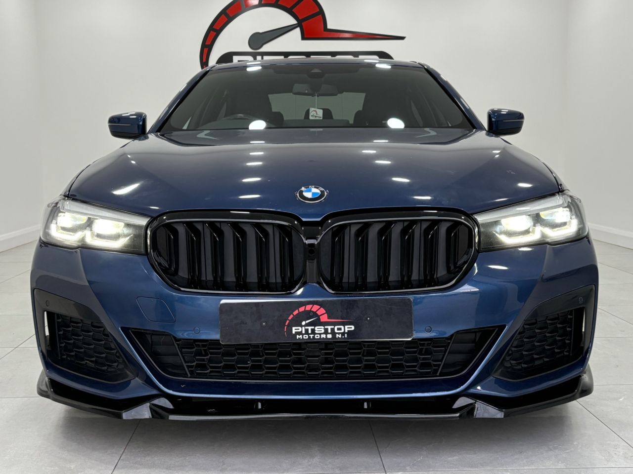 2021 BMW 5 SERIES 2.0 520d MHT M Sport Saloon 4dr Diesel Hybrid Steptronic Euro 6 (s/s) (190 - vehicle photo 7 for sale on PureCar