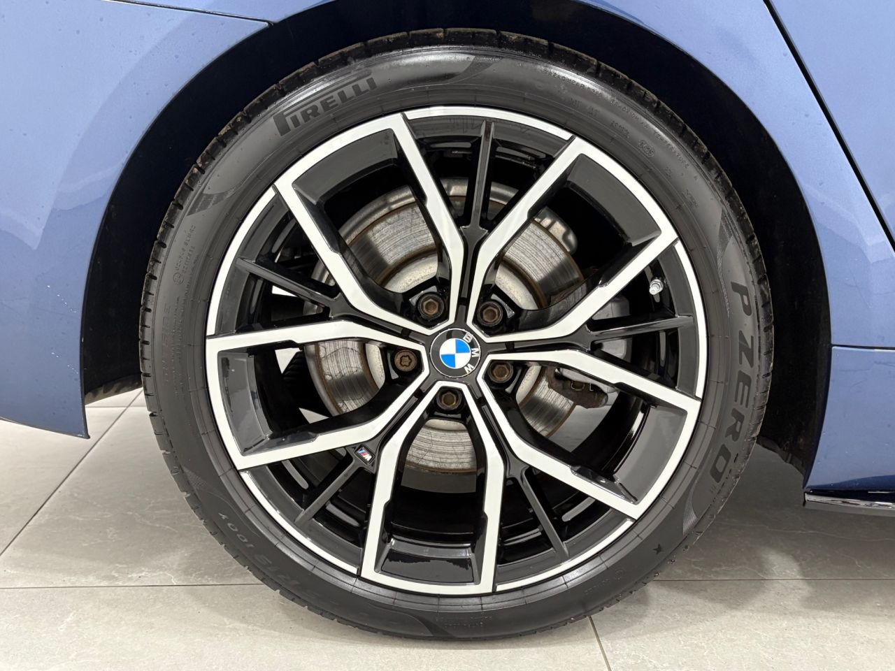 2021 BMW 5 SERIES 2.0 520d MHT M Sport Saloon 4dr Diesel Hybrid Steptronic Euro 6 (s/s) (190 - vehicle photo 18 for sale on PureCar