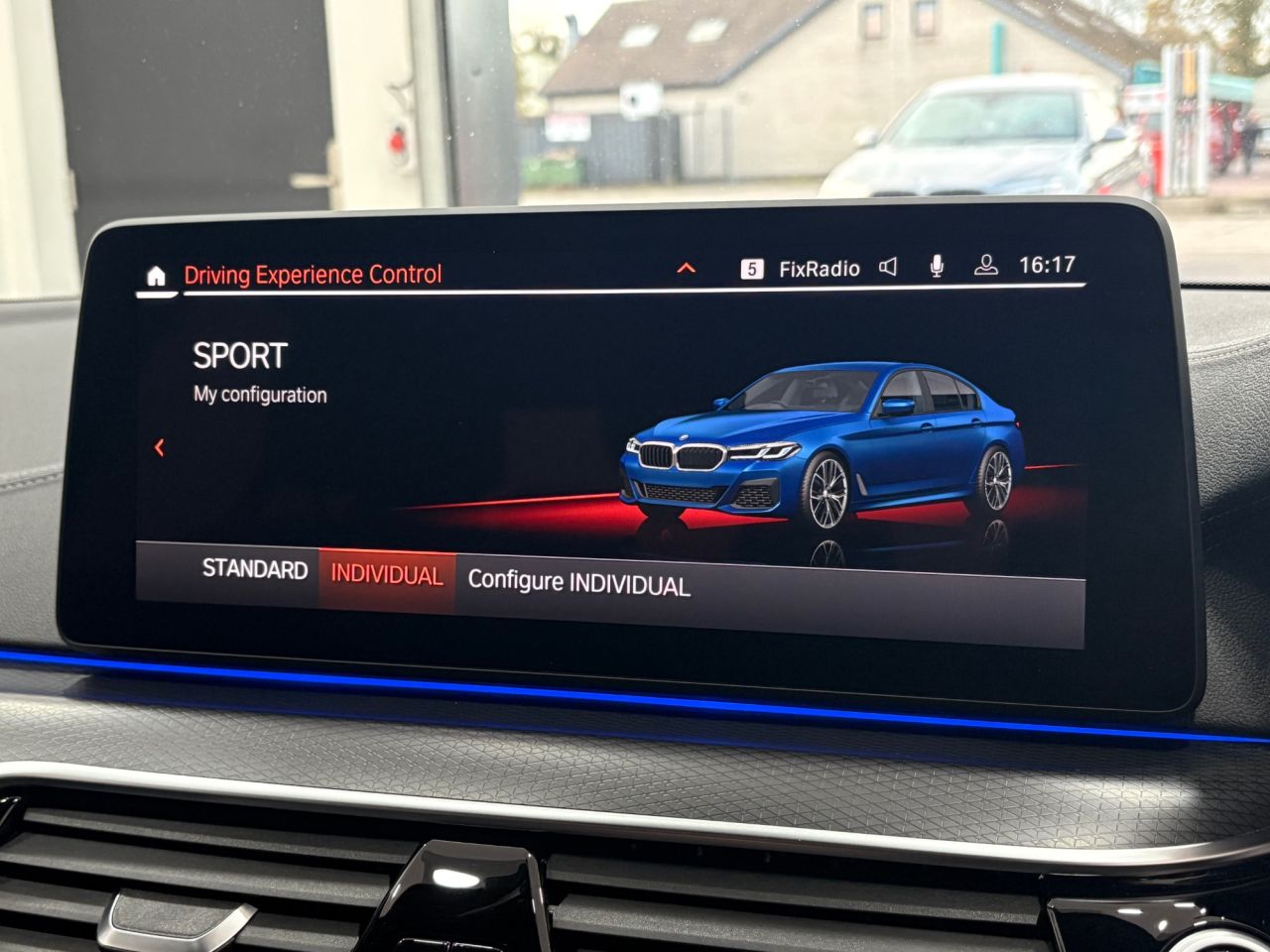 2021 BMW 5 SERIES 2.0 520d MHT M Sport Saloon 4dr Diesel Hybrid Steptronic Euro 6 (s/s) (190 - vehicle photo 44 for sale on PureCar