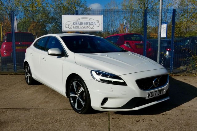 2017 Volvo V40