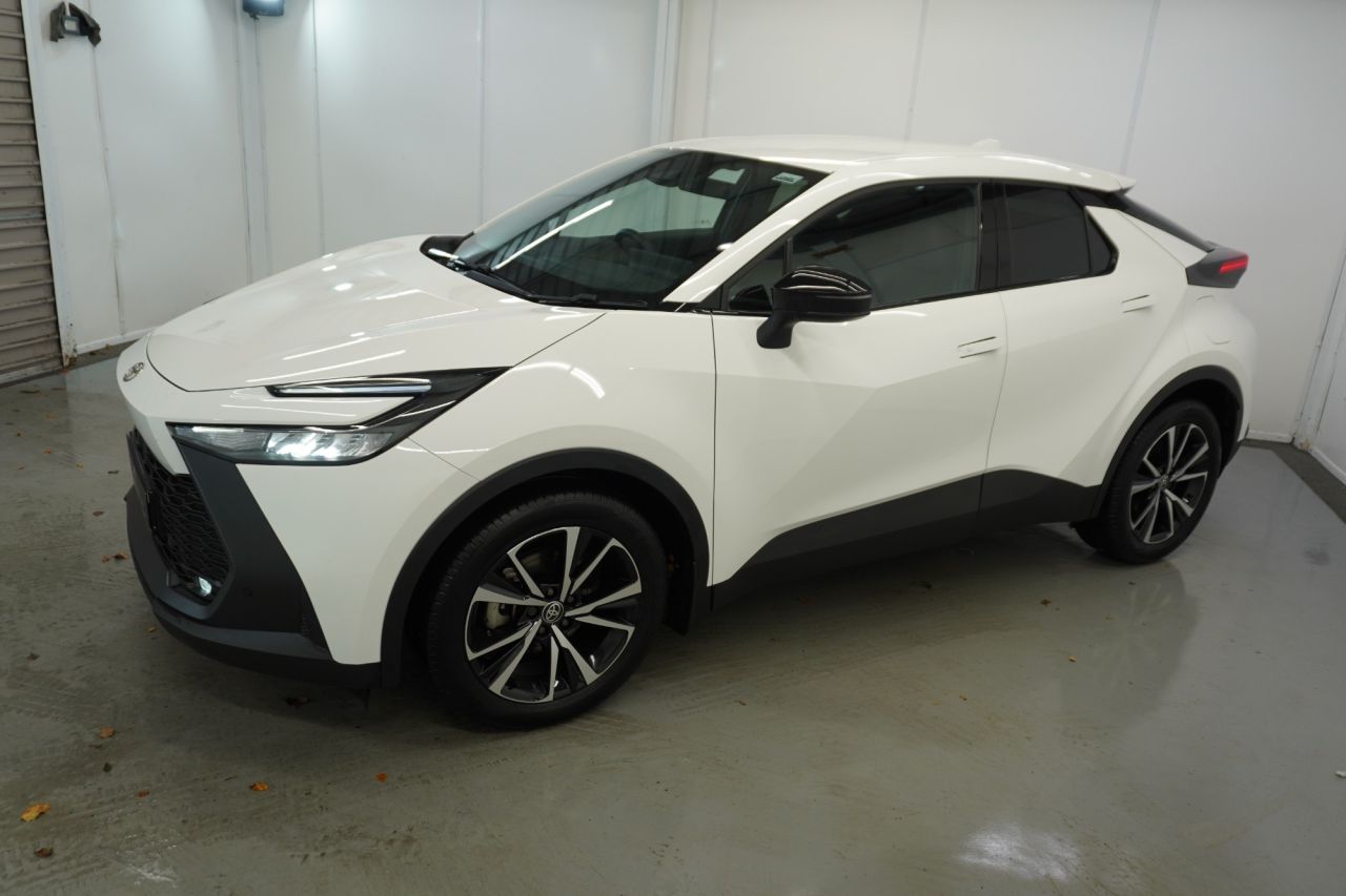 2025 TOYOTA C-HR 1.8 VVT-h Design SUV 5dr Petrol Hybrid CVT Euro 6 (s/s) (140 ps) - vehicle photo 12 for sale on PureCar