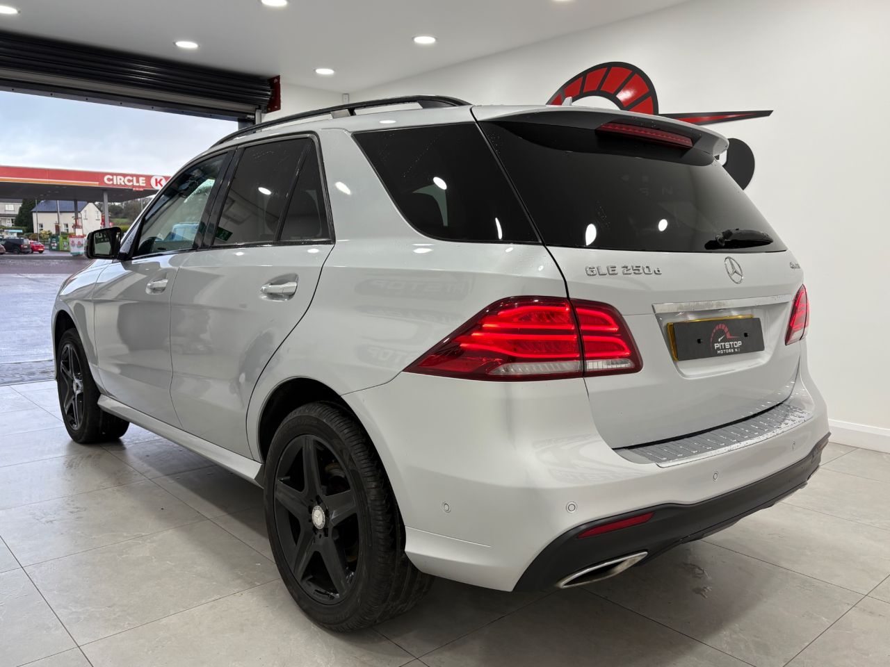 2015 MERCEDES GLE 2.1 GLE250d AMG Line SUV 5dr Diesel G-Tronic 4MATIC Euro 6 (s/s) (204 ps) - vehicle photo 10 for sale on PureCar