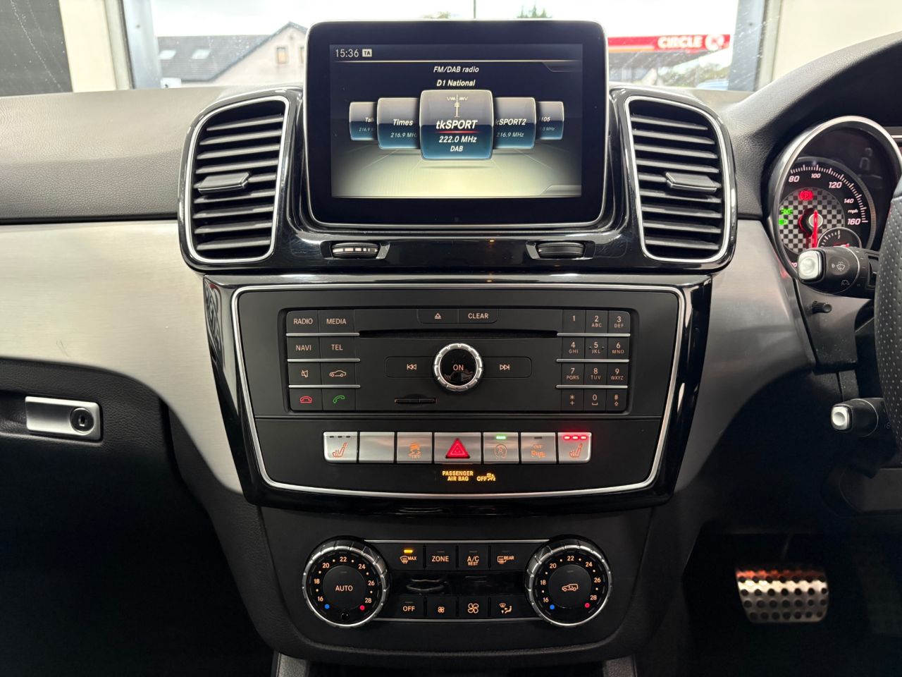 2015 MERCEDES GLE 2.1 GLE250d AMG Line SUV 5dr Diesel G-Tronic 4MATIC Euro 6 (s/s) (204 ps) - vehicle photo 36 for sale on PureCar