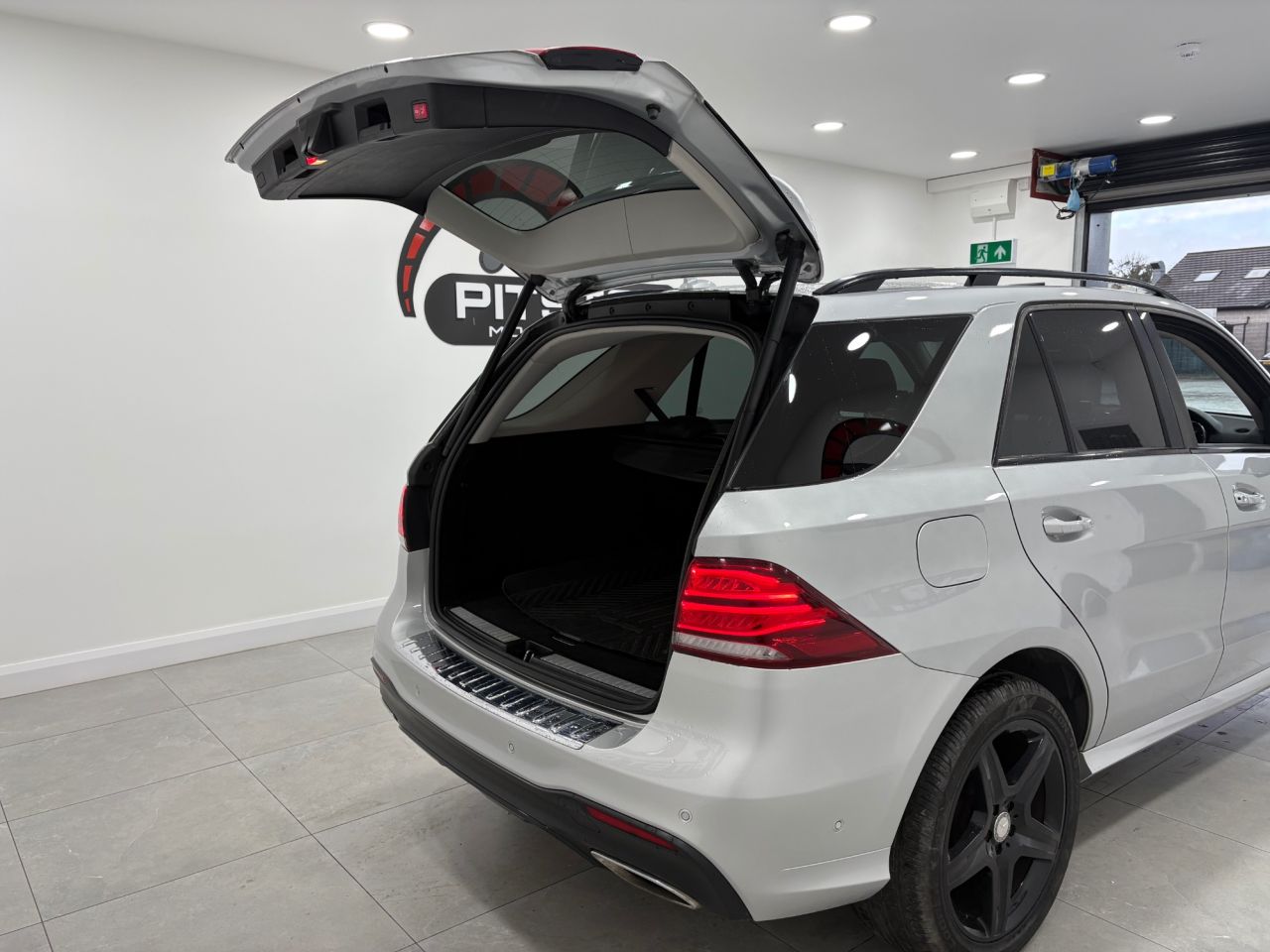 2015 MERCEDES GLE 2.1 GLE250d AMG Line SUV 5dr Diesel G-Tronic 4MATIC Euro 6 (s/s) (204 ps) - vehicle photo 54 for sale on PureCar