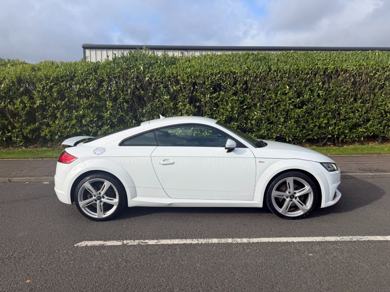 2015 AUDI TT 2.0 TFSI S line Coupe 3dr Petrol S Tronic quattro Euro 6 (s/s) (230 ps) - vehicle photo 4 for sale on PureCar