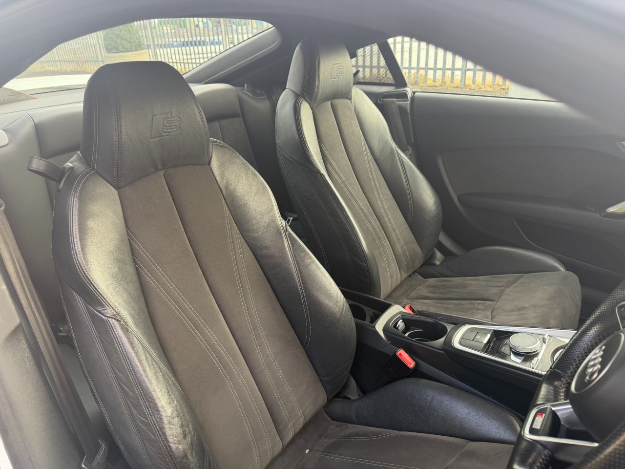 2015 AUDI TT 2.0 TFSI S line Coupe 3dr Petrol S Tronic quattro Euro 6 (s/s) (230 ps) - vehicle photo 9 for sale on PureCar