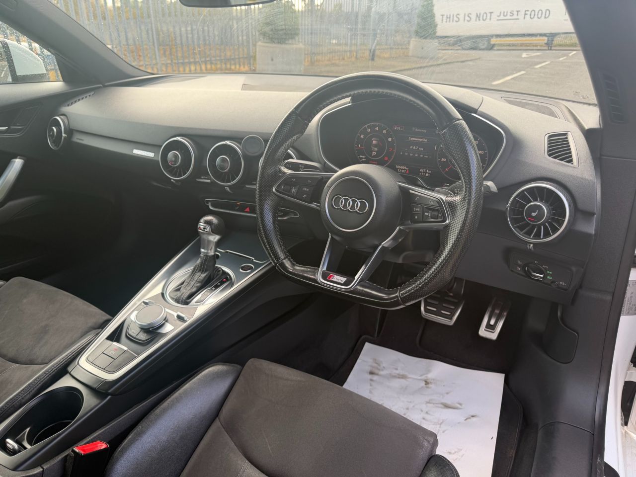 2015 AUDI TT 2.0 TFSI S line Coupe 3dr Petrol S Tronic quattro Euro 6 (s/s) (230 ps) - vehicle photo 10 for sale on PureCar