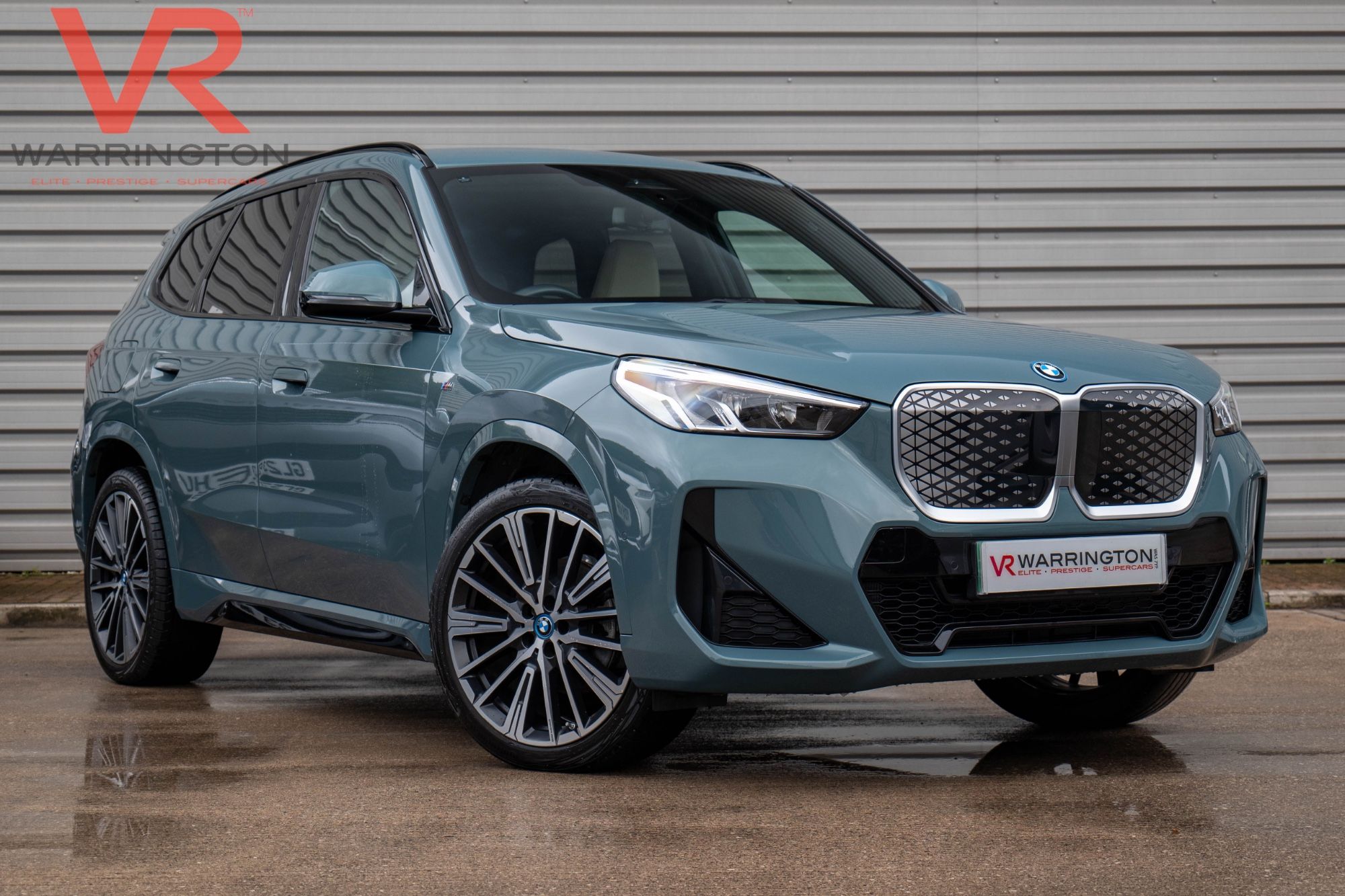 2024 BMW iX1