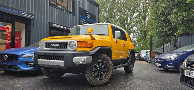 2014 Toyota FJ FJ Cruiser 4.0 V6 Dual VVT-i